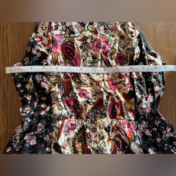 C&V Chelsea & Violet Cream Floral Paisley Mini Dress with Black Side Panels - Picture 4 of 6